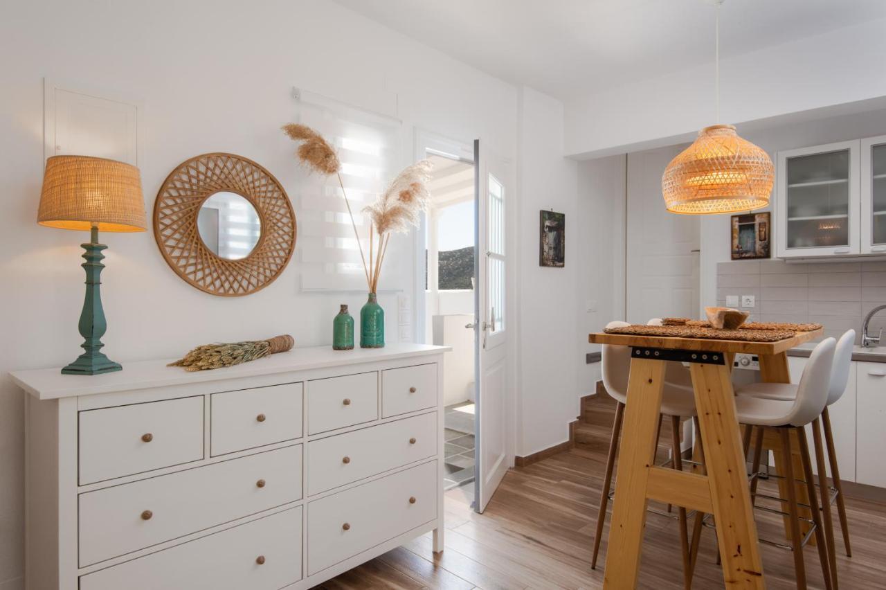 Miles Away Luxury Apartments Platis Gialos  Eksteriør bilde