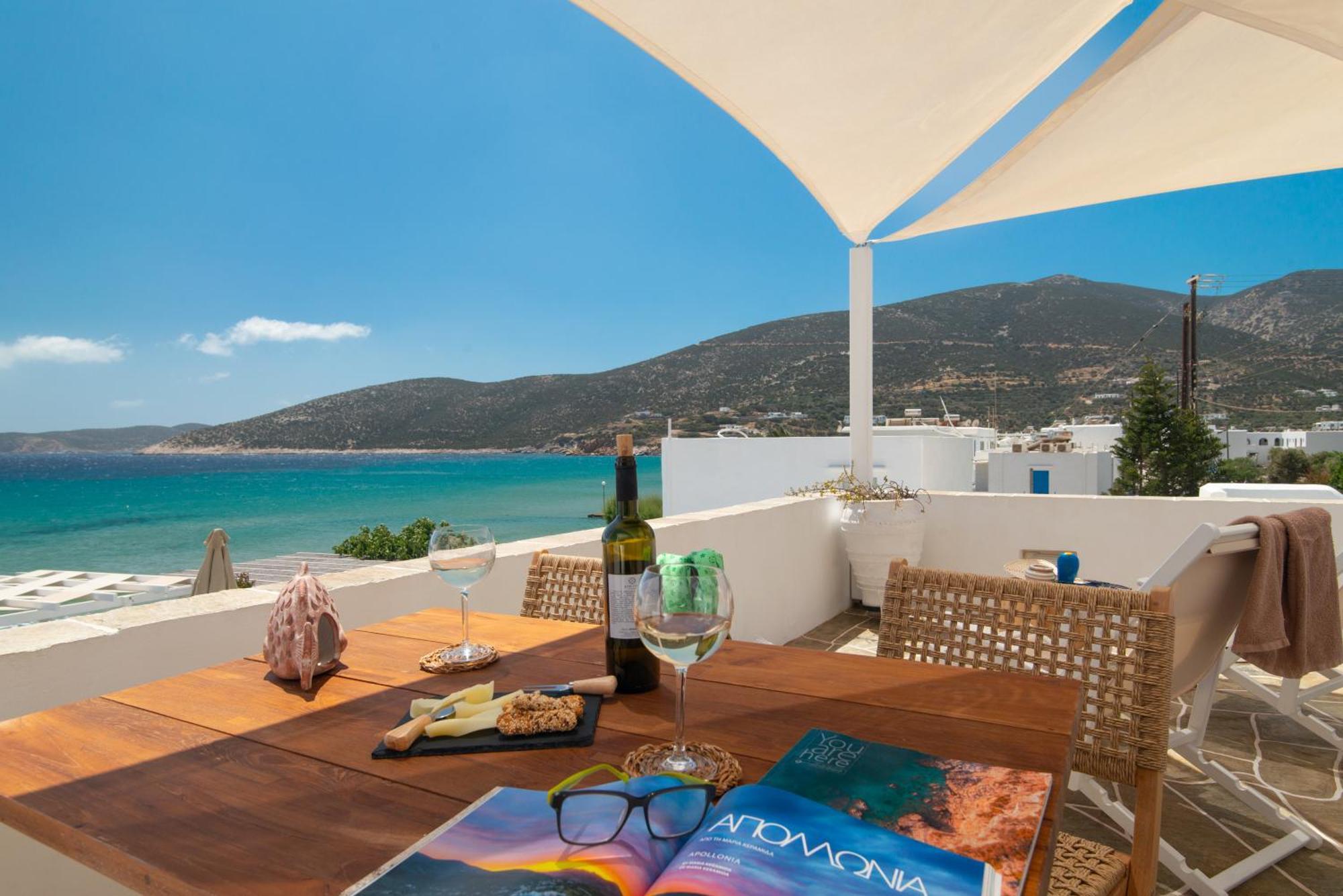 Miles Away Luxury Apartments Platis Gialos  Eksteriør bilde