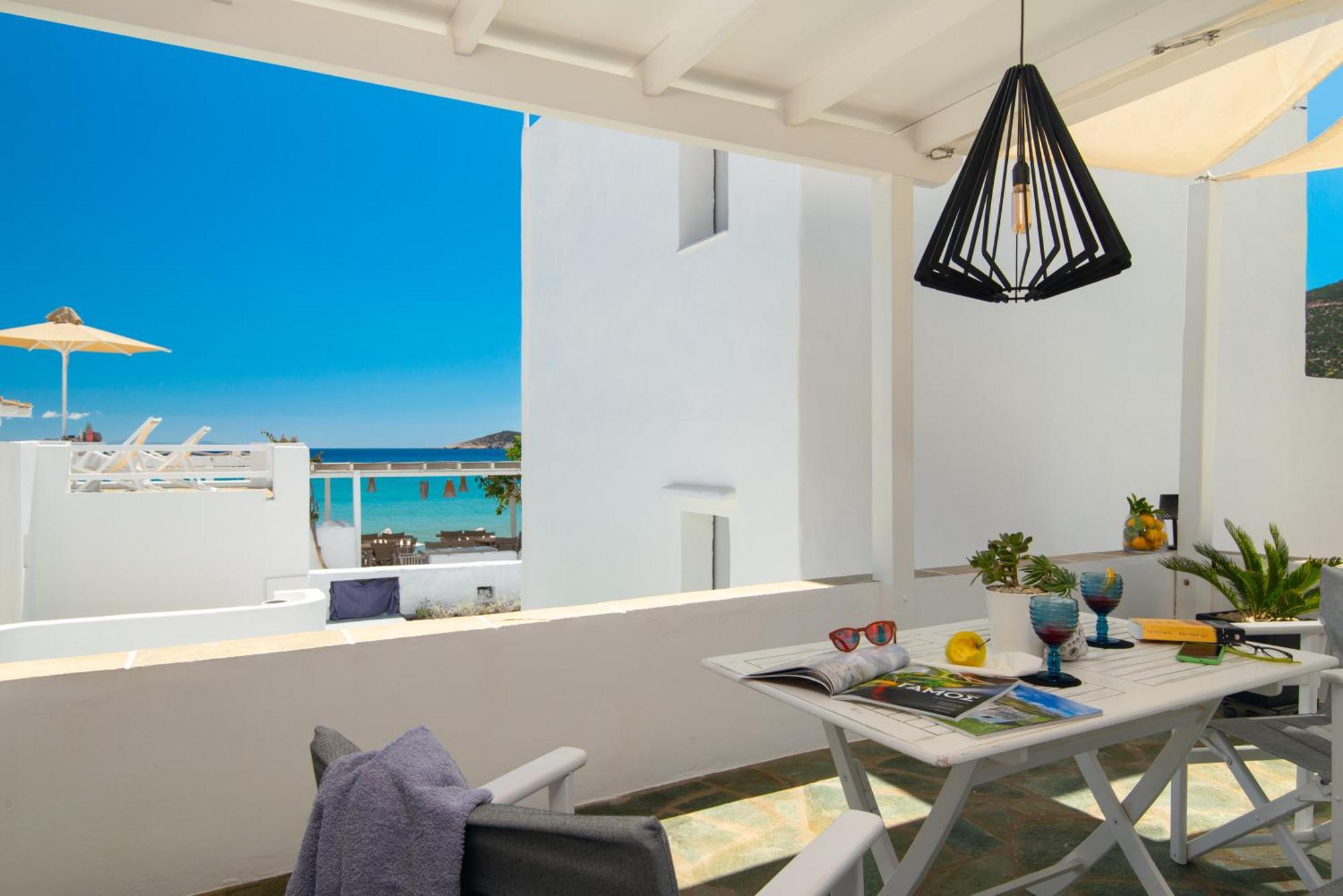 Miles Away Luxury Apartments Platis Gialos  Eksteriør bilde